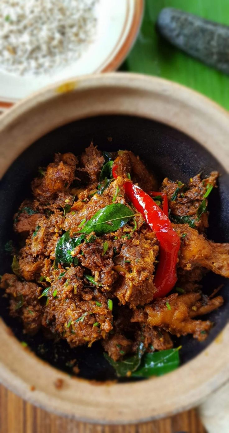 CHICKEN VARUVAL 650 GRAMS